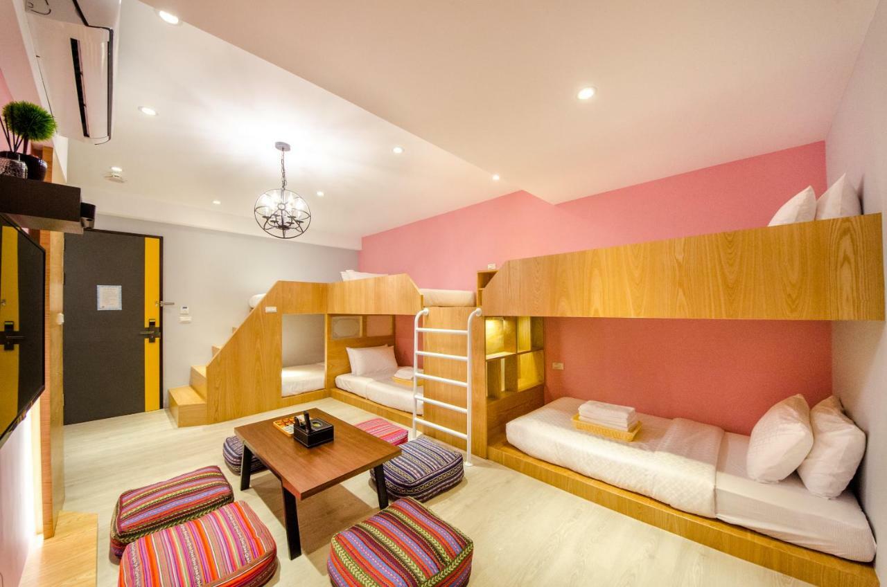 安尼赫時尚旅店 Anich Fashion Inn I 墾丁大街 I 親子遊戲區 I 停車位 Exteriör bild