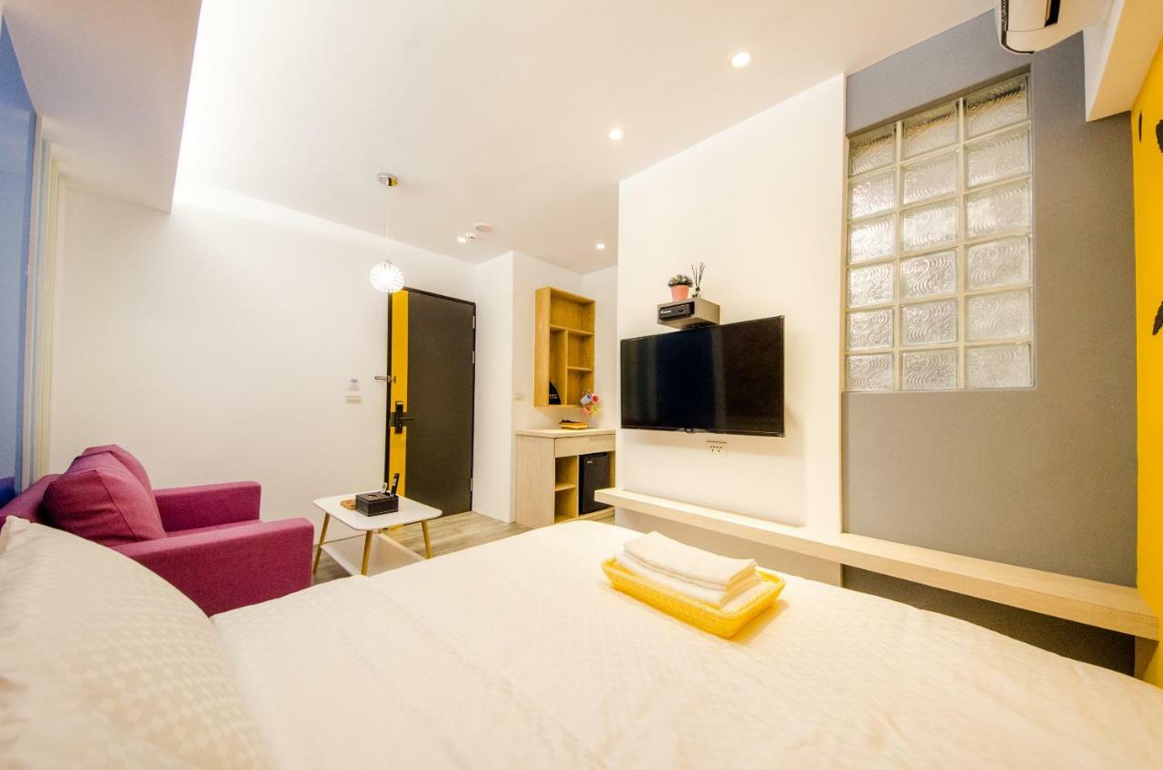 安尼赫時尚旅店 Anich Fashion Inn I 墾丁大街 I 親子遊戲區 I 停車位 Exteriör bild
