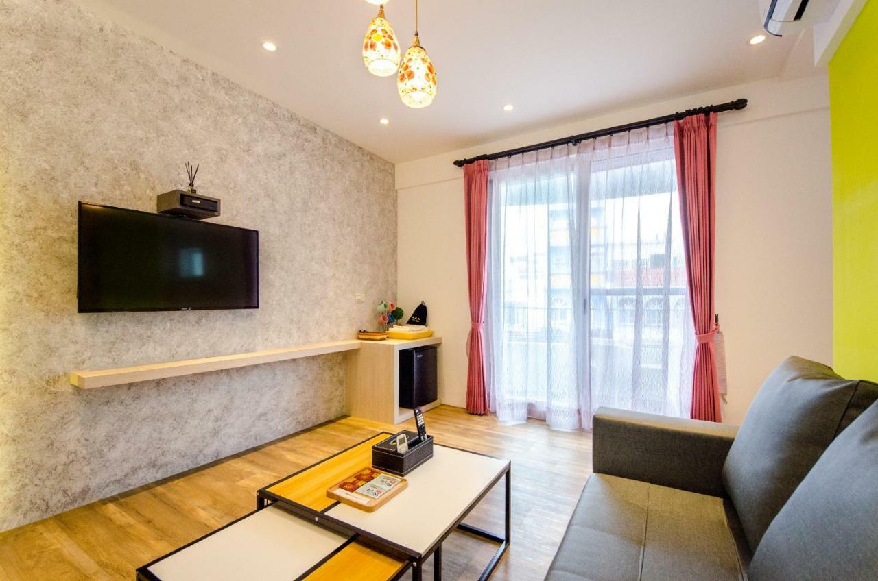 安尼赫時尚旅店 Anich Fashion Inn I 墾丁大街 I 親子遊戲區 I 停車位 Exteriör bild