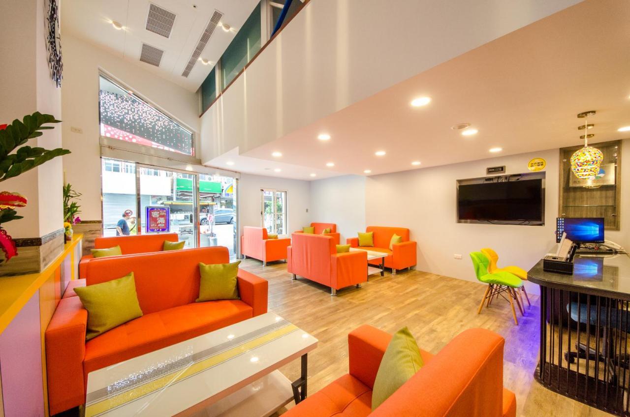 安尼赫時尚旅店 Anich Fashion Inn I 墾丁大街 I 親子遊戲區 I 停車位 Exteriör bild