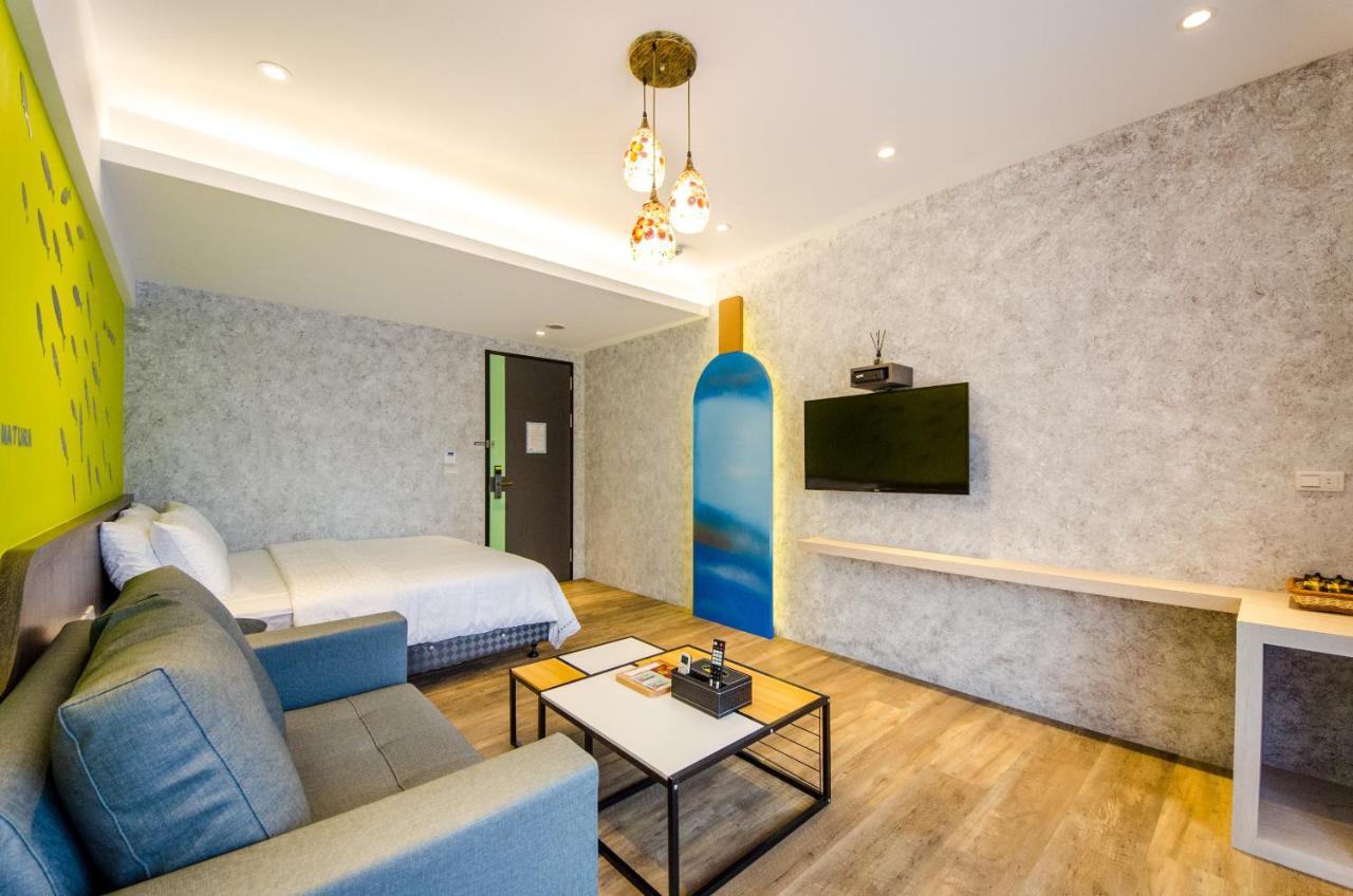 安尼赫時尚旅店 Anich Fashion Inn I 墾丁大街 I 親子遊戲區 I 停車位 Exteriör bild