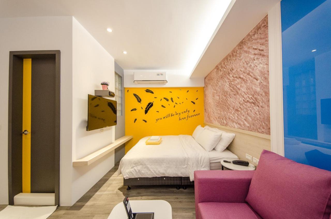 安尼赫時尚旅店 Anich Fashion Inn I 墾丁大街 I 親子遊戲區 I 停車位 Exteriör bild