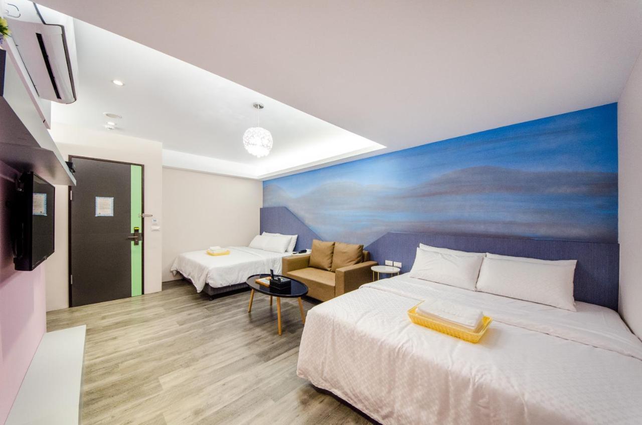 安尼赫時尚旅店 Anich Fashion Inn I 墾丁大街 I 親子遊戲區 I 停車位 Exteriör bild