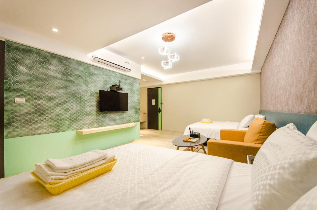 安尼赫時尚旅店 Anich Fashion Inn I 墾丁大街 I 親子遊戲區 I 停車位 Exteriör bild