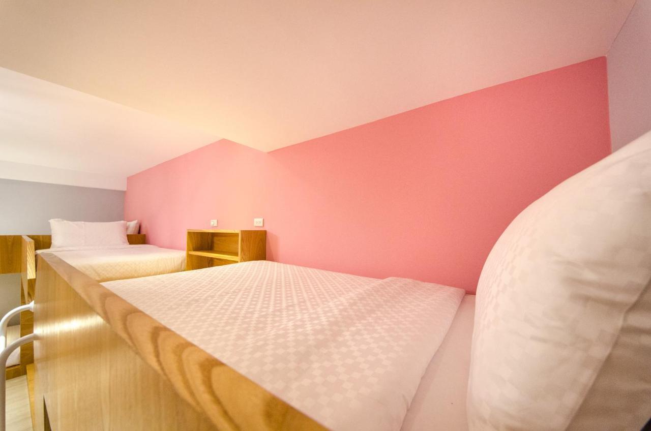 安尼赫時尚旅店 Anich Fashion Inn I 墾丁大街 I 親子遊戲區 I 停車位 Exteriör bild